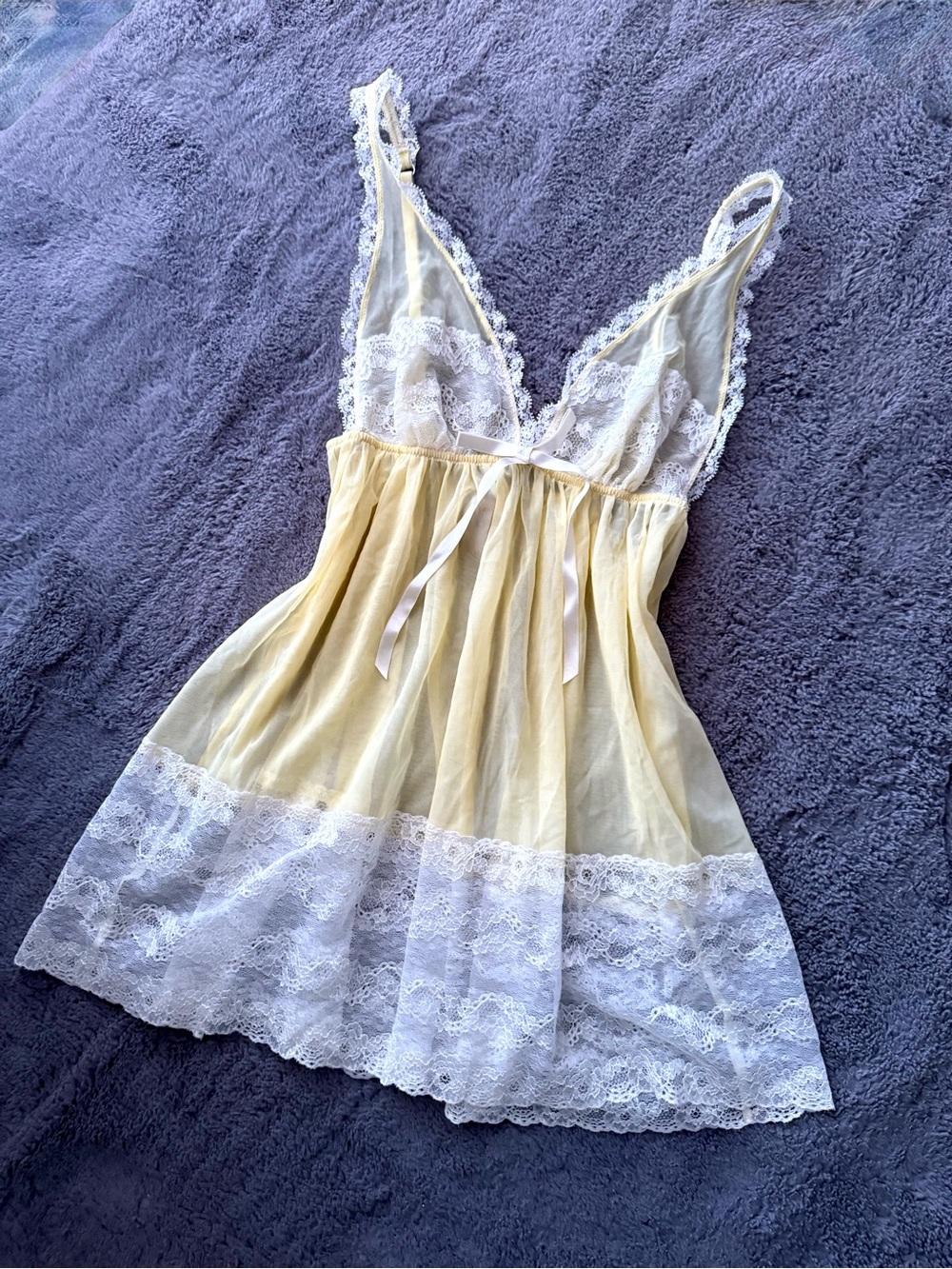 Vintage Victoria’s Secret Yellow Lace Lingerie Chemise Camisole